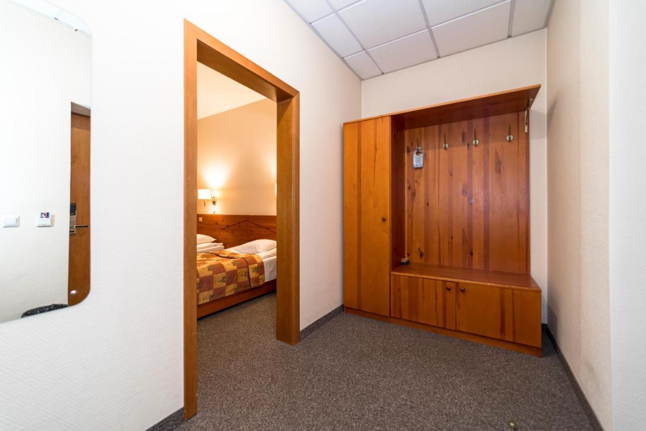 Kolonna Hotel Brigita Riga Extérieur photo